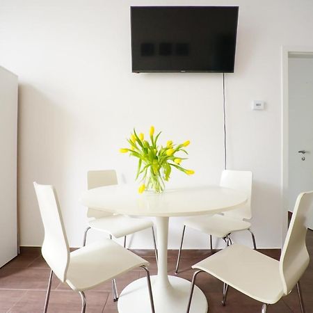 Wonderful Big Apartment Near Yppen Market Vienna Esterno foto