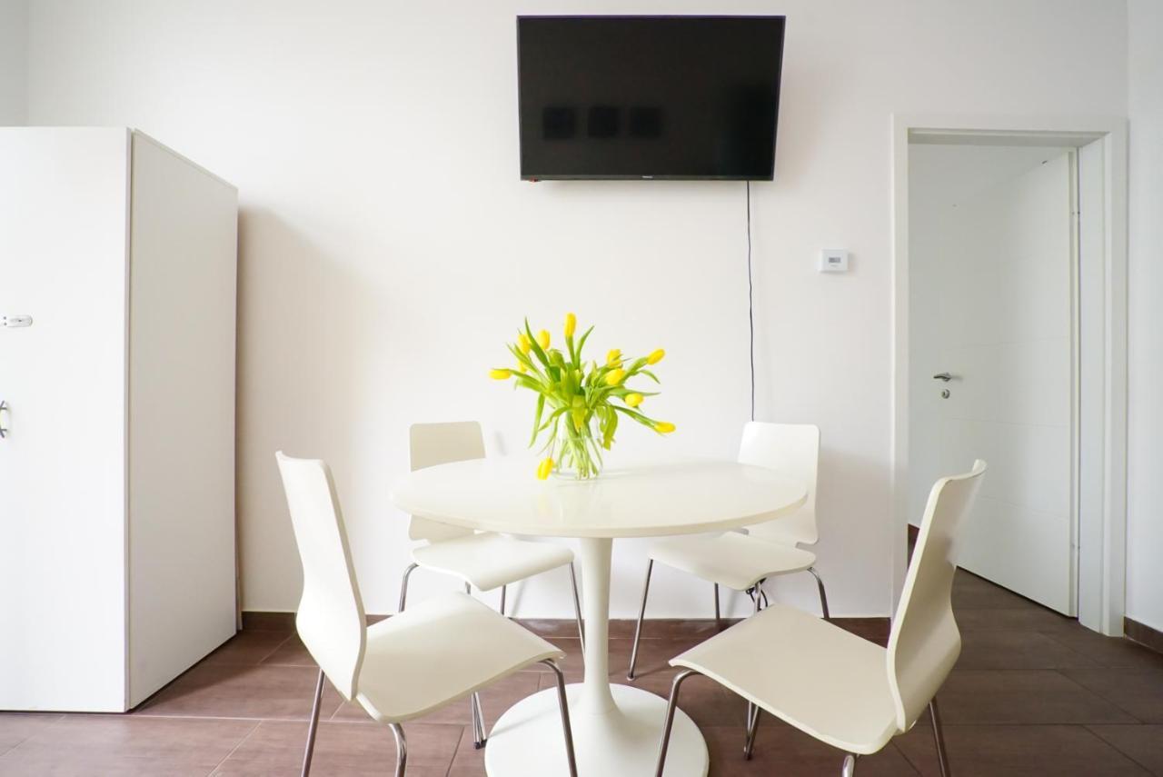 Wonderful Big Apartment Near Yppen Market Vienna Esterno foto